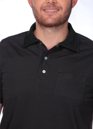 21150A Camiseta Hombre, tipo polo, con bolsillo.