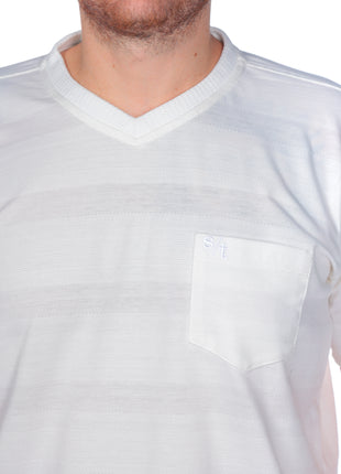 21152A Camiseta hombre, bolsillo funcional, cuello tejido en V.