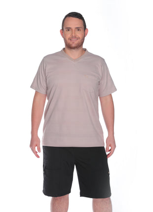 21152A Camiseta hombre, bolsillo funcional, cuello tejido en V.
