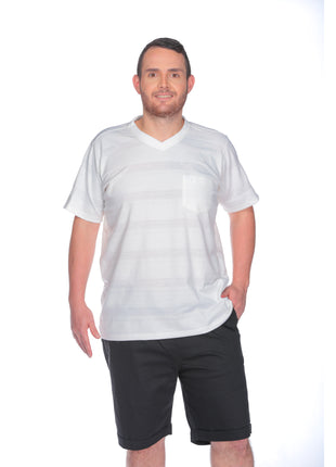 21152A Camiseta hombre, bolsillo funcional, cuello tejido en V.