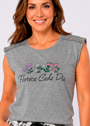 Camiseta estampada silueta ajustada 23049B