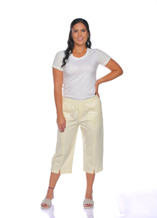 33277A capri silueta ajustada, pretina resortada,corte delantero.