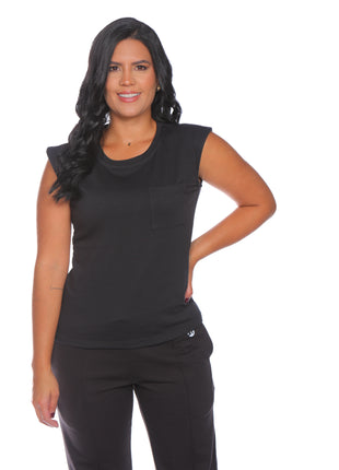 23393A, camiseta silueta ajustada, cuello redondo, con bolsillo.