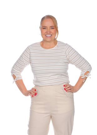 23631B Bluson silueta amplia, detalle en mangas.