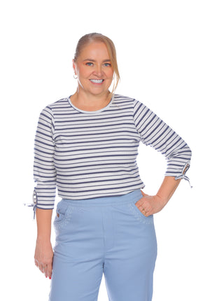 23631B Bluson silueta amplia, detalle en mangas.