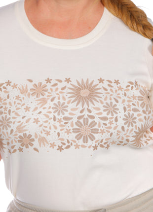 23741B blusón silueta amplia, estampado en frente.