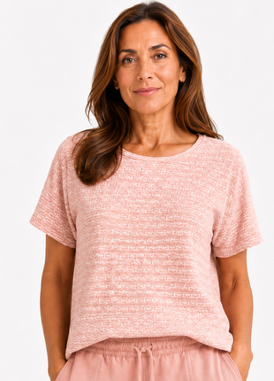 Camiseta cuello redondo silueta amplía 23749B