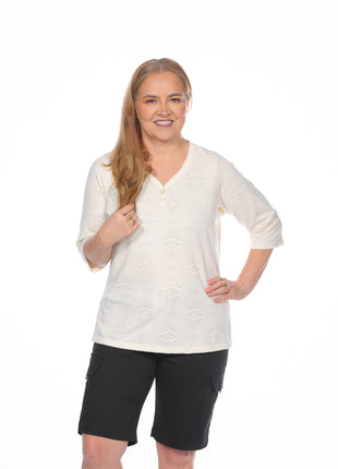 Camiseta cuello V silueta amplía 23790B