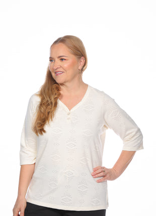 Camiseta cuello V silueta amplía 23790B