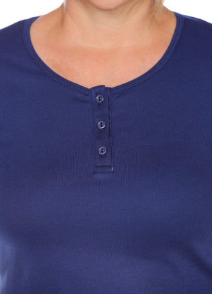 blusón silueta amplia, cuello redondo.