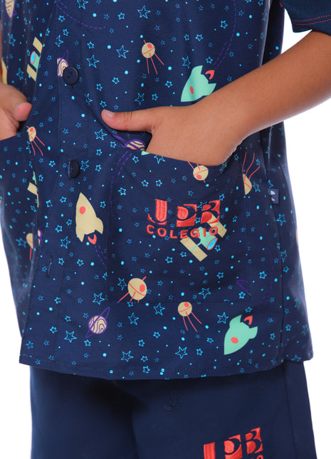 82051 delantal infantil unisex Colegio UPB nueva colección